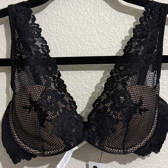 Intimissimi Elena Lace Balconette Black Bra Emily in Paris - Picture 3 of 5